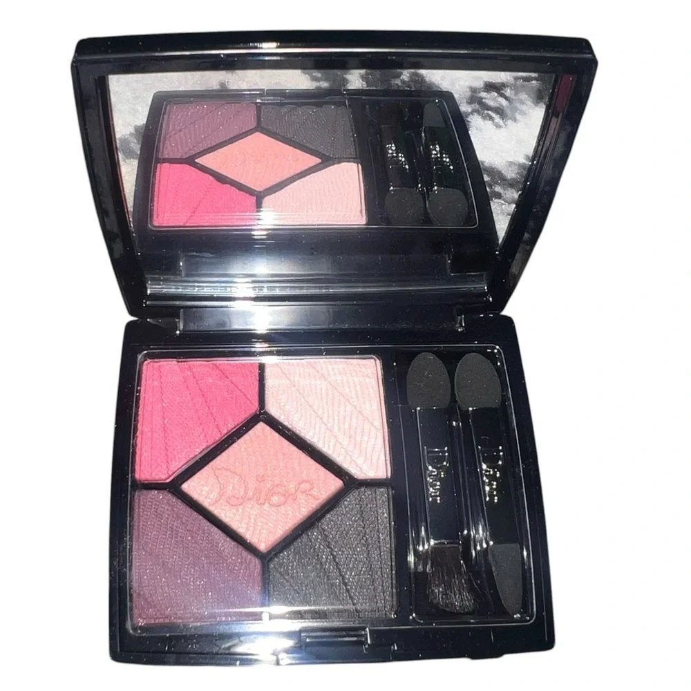 Brand New Dior 5 Couleurs Glow Addict Eyeshadow Palette - 667 Flirt Muted Smoky - Picture 2 of 7